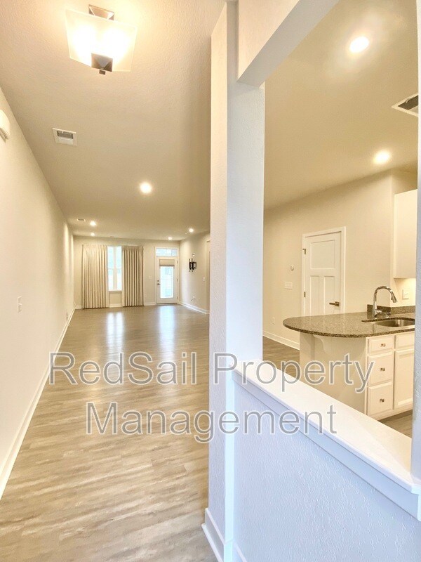 Building Photo - 208 Riley Wy