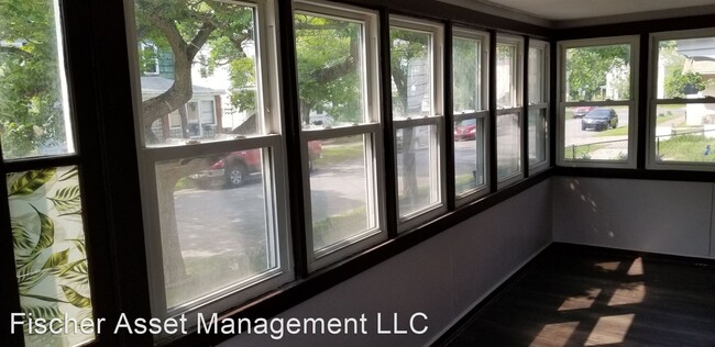 Foto del edificio - 4 br, 1 bath House - 7108 Hague Ave.