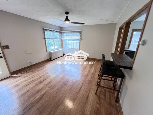 Foto del edificio - 3218 Cleveland St NE