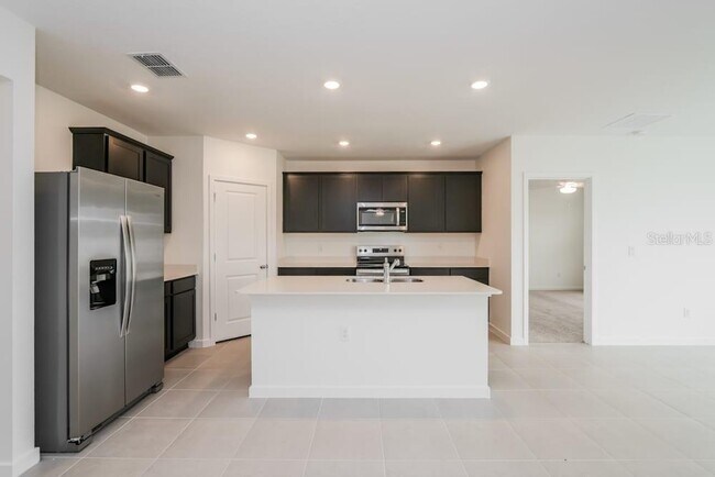 Building Photo - 3645 Benham Rise Rd