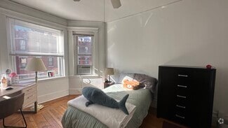 Building Photo - 132 Hemenway St