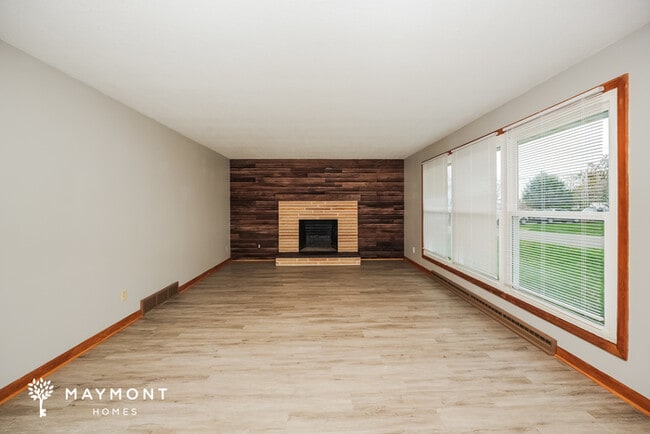 Foto del edificio - 572 6th St NW