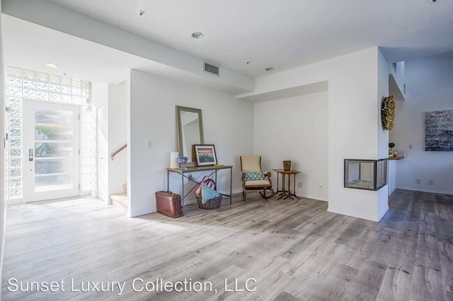 Building Photo - 4 br, 3 bath House - 545 Mt. Holyoke Avenue