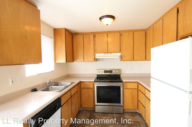 Foto del edificio - 1270 W Newlands Dr