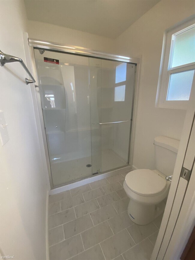 Building Photo - 3 br, 2 bath House - 784 Davinci St