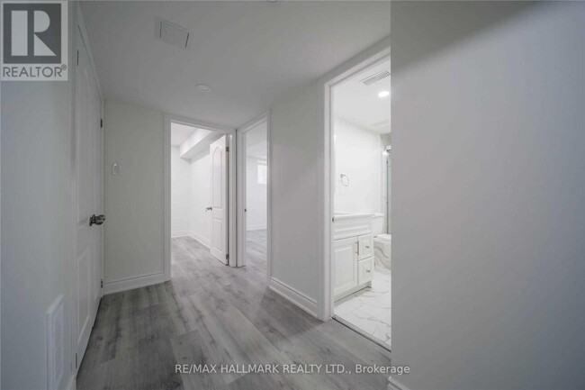 Building Photo - 306 Buick Blvd