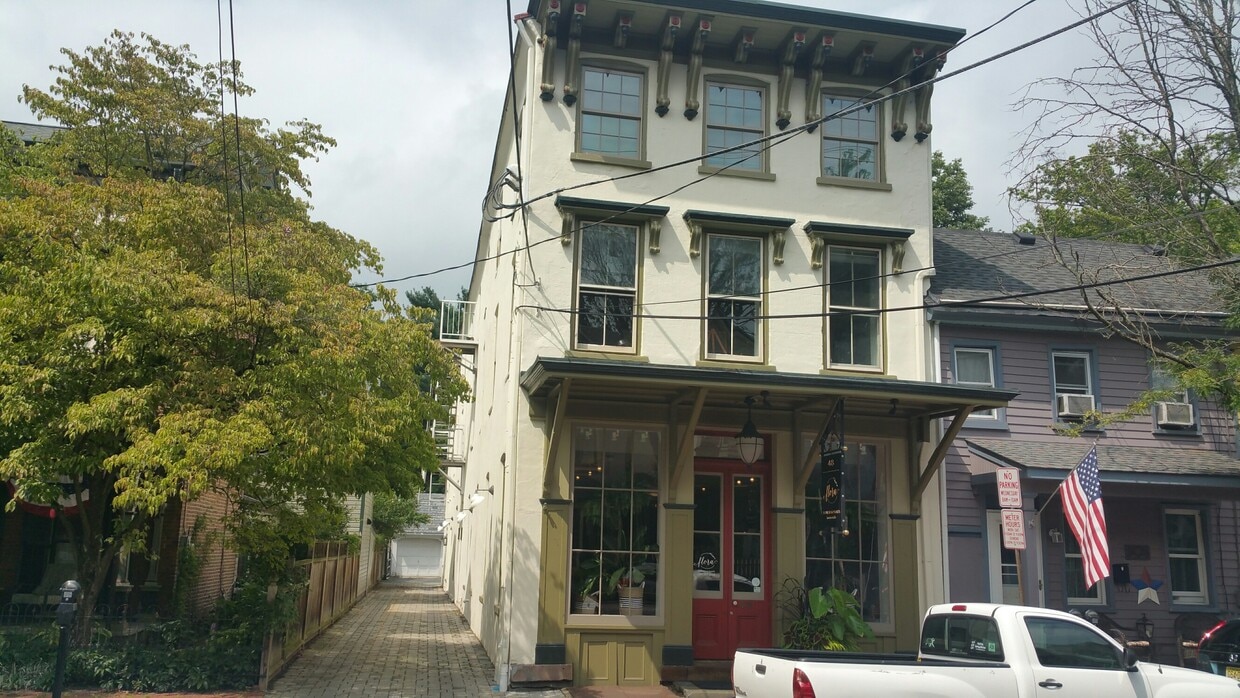 48 Coryell St, Lambertville, NJ 08530 Apartments in Lambertville, NJ