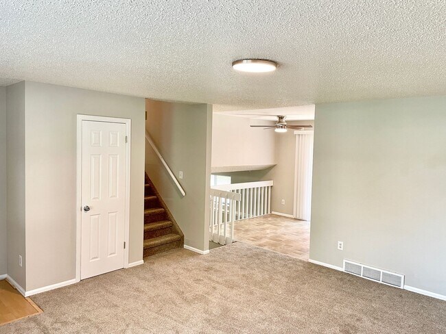 Foto del edificio - 3 bedroom Home in a Convenient Location!