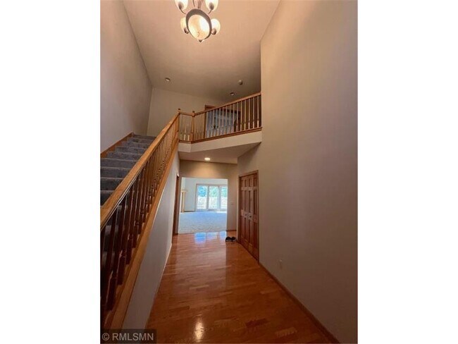 Foto del edificio - 1493 Summit Shores Dr