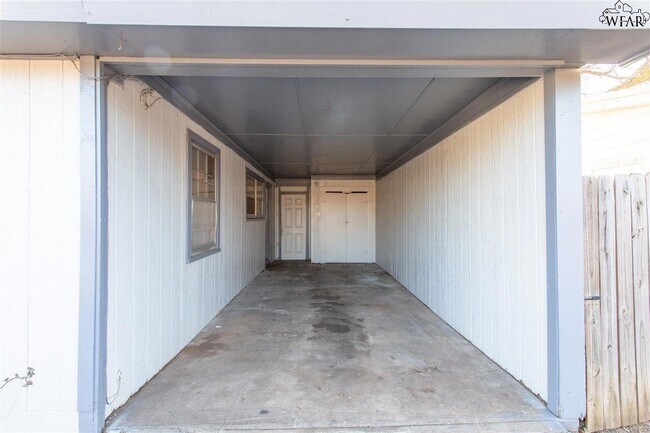 Foto del edificio - 2939 Moffett Ave