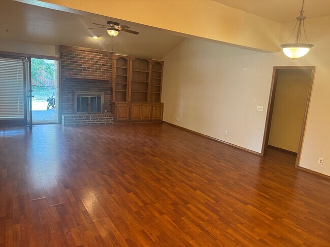 Foto del edificio - 11913 Sundance Mountain Rd