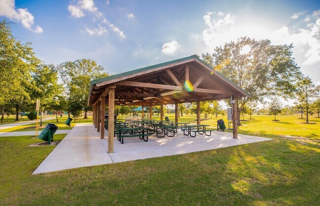 Foto del edificio - 24059 Hay Needle Ln