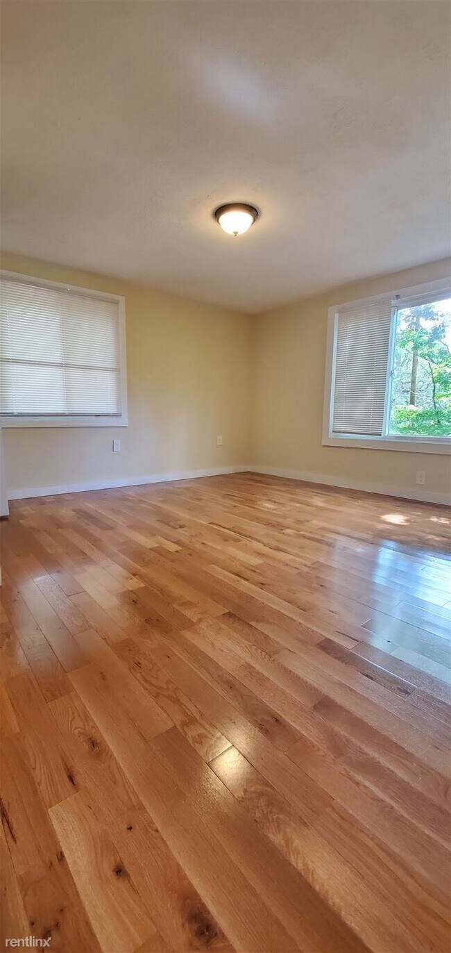 Building Photo - 4 br, 2 bath  - 179 Blake St 1R
