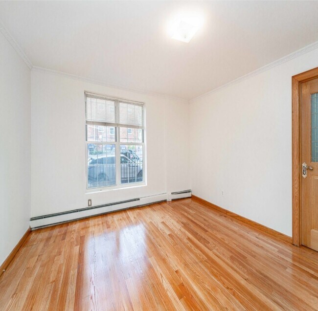 Foto del edificio - 2302 30th Ave