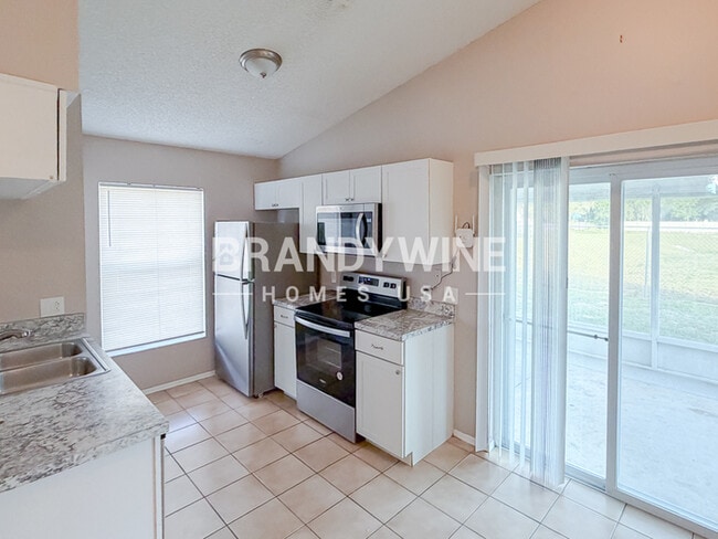 Building Photo - 3314 Lake Tiny Cir