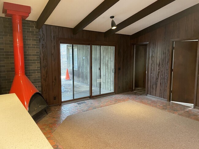 Building Photo - 8 Sand Piper Ln