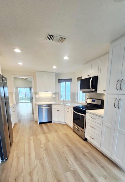 Building Photo - 6853 Shearwaters Dr