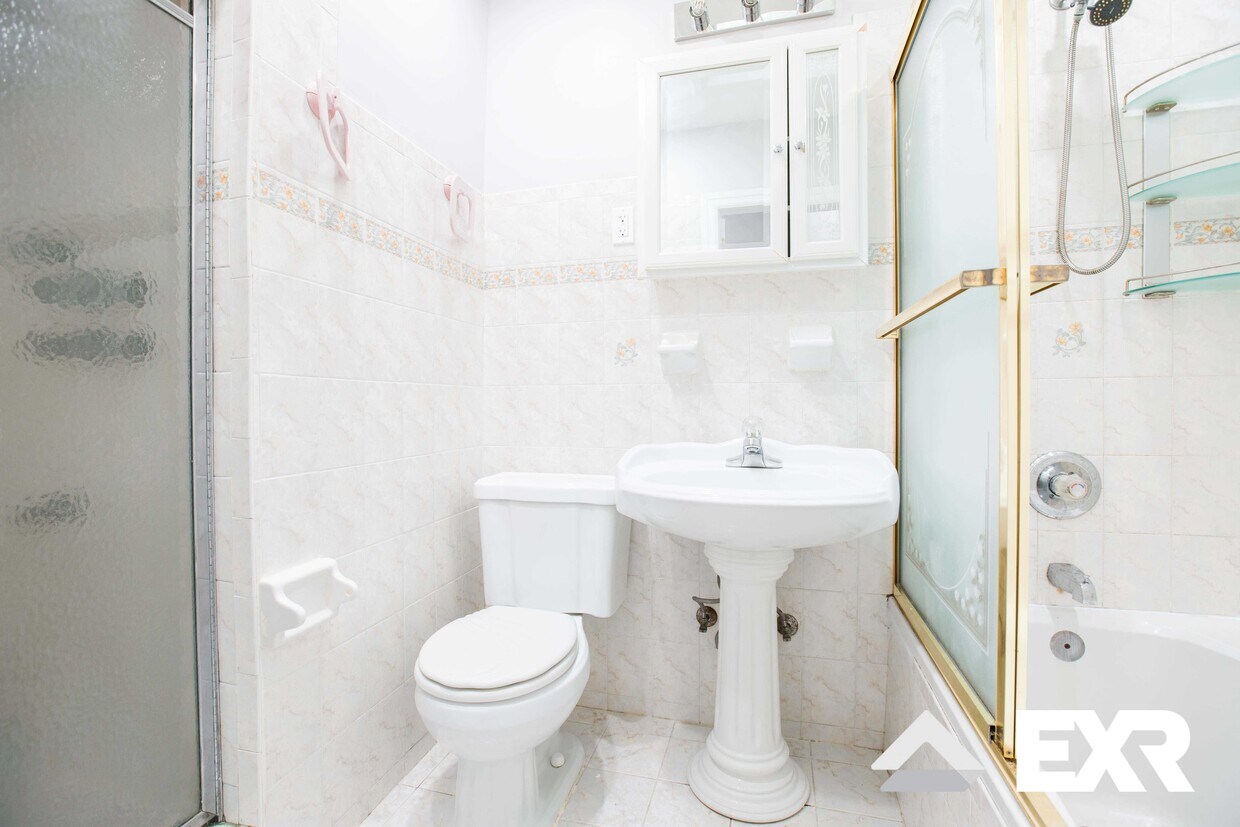 Foto principal - 91 E 38th St
