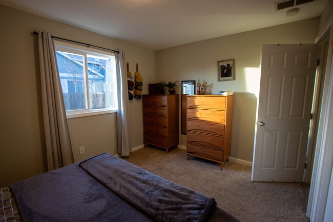 Dormitorio 1 - 7771 Jaguar Cir