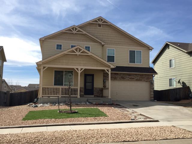 Foto principal - HUGE 3 bed 3.5 bath + Bonus Room with Fini...