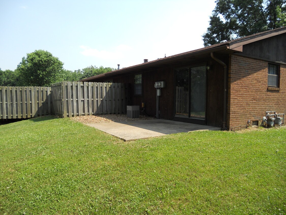 Building Photo - 110 Turnbridge Dr