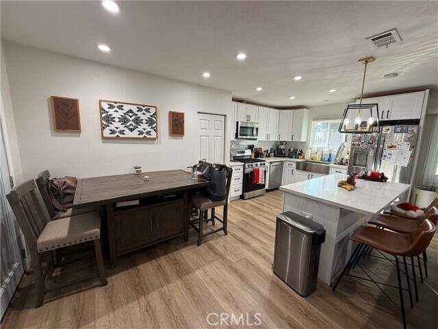 Foto del edificio - 12042 Hackamore Rd