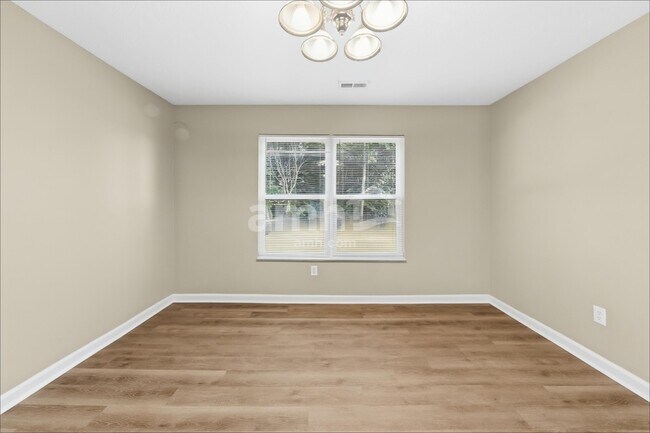 Foto del edificio - 6770 W Denton Dr