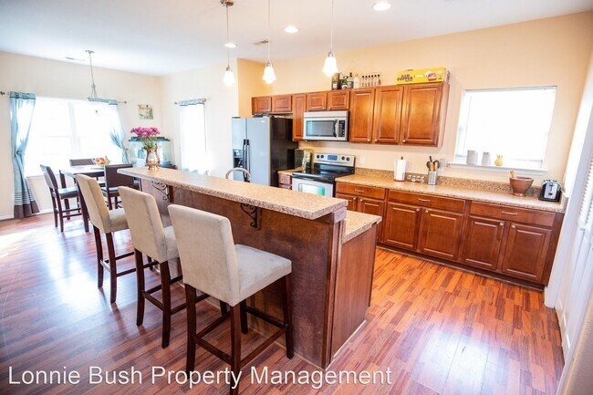 Foto del edificio - 3 br, 2 bath House - 801 Leake St