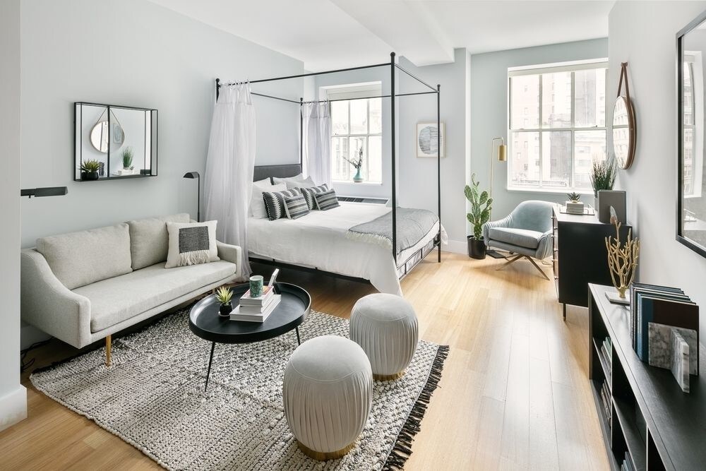 Primary Photo - Luxury STUDIO / Wall Street / $2,764