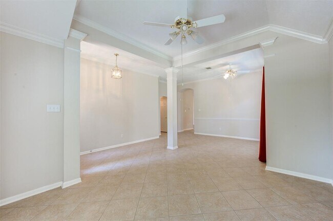 Foto del edificio - 9026 Robinhoods Well Dr