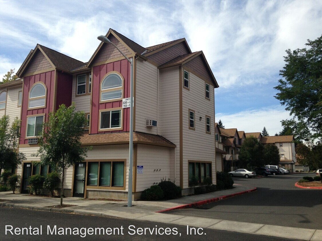 Primary Photo - 123 NE 172nd Ave
