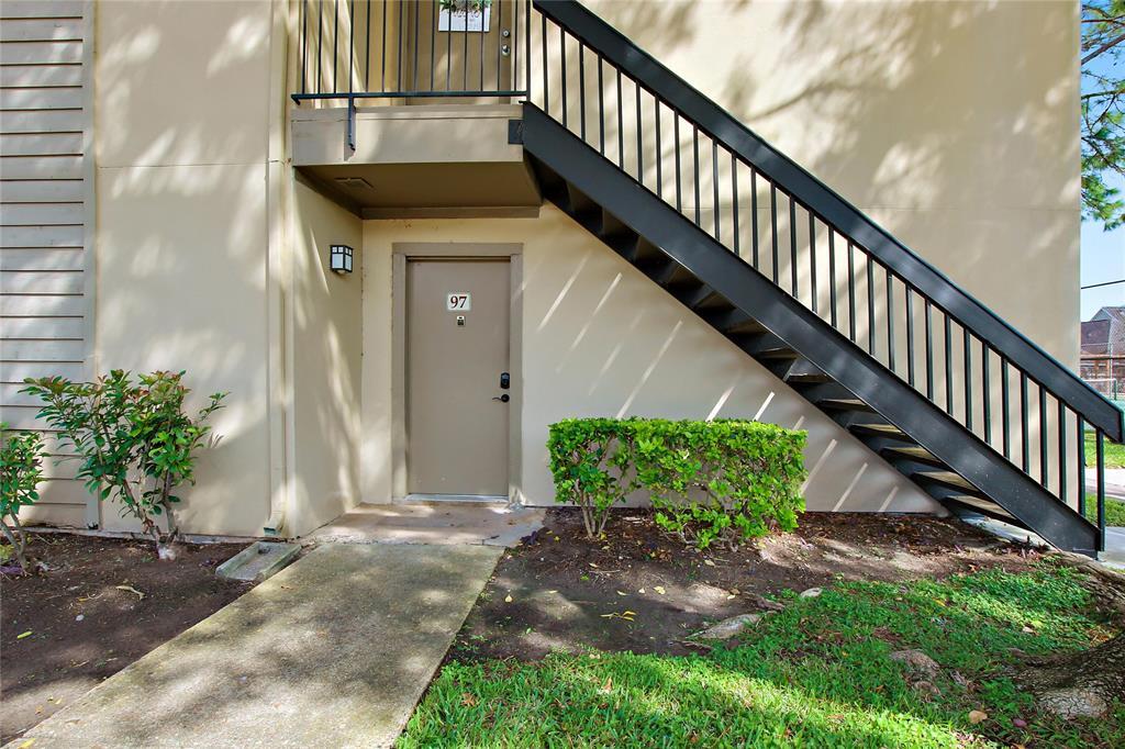 3300 Pebblebrook Dr Unit 97, Seabrook, TX 77586 Condo for Rent in