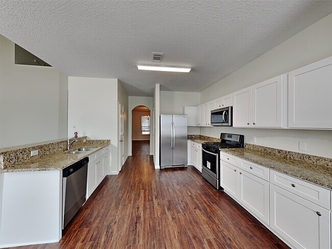 Foto del edificio - 38215 E Sulphur Creek Dr