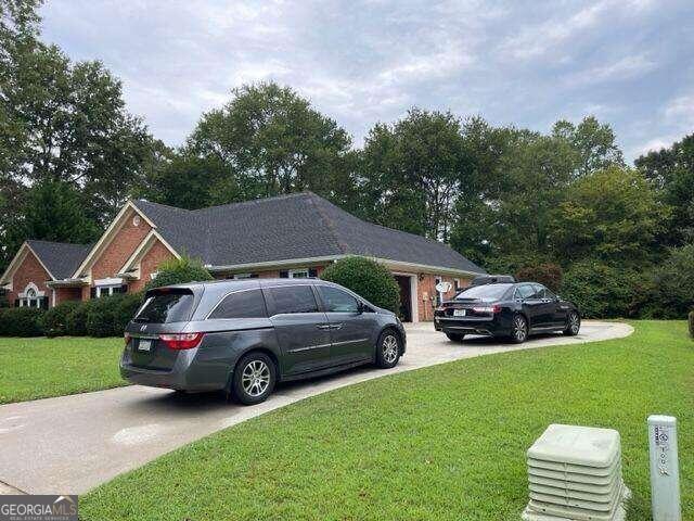 Foto del edificio - 100 Heritage Lake Dr