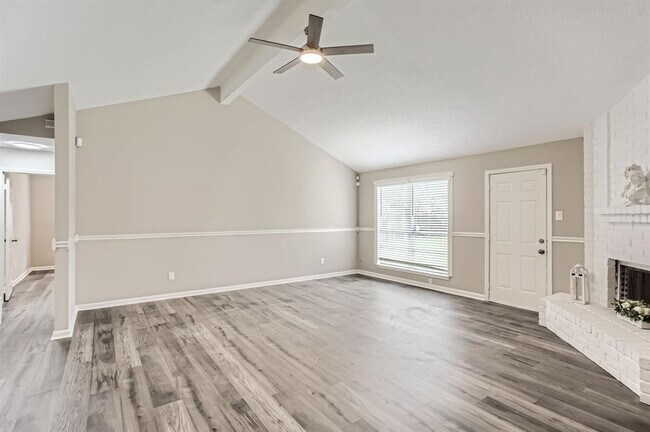 Foto del edificio - 7206 Sharpsburg Dr