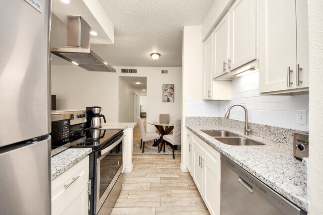 Building Photo - 7950 N Stadium Dr