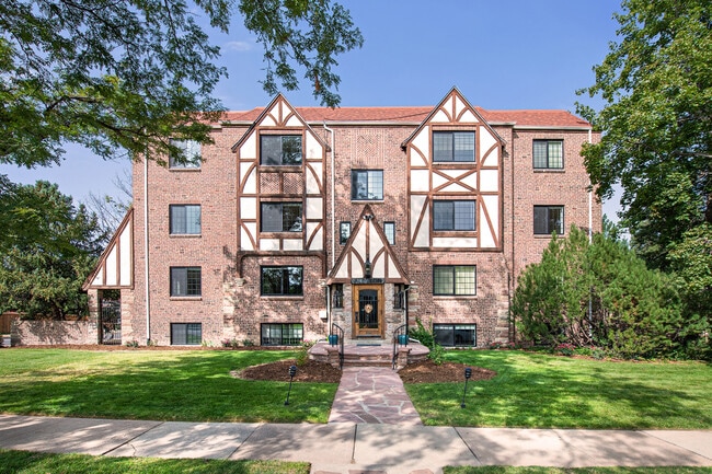 Building Photo - 1401 Fairfax St