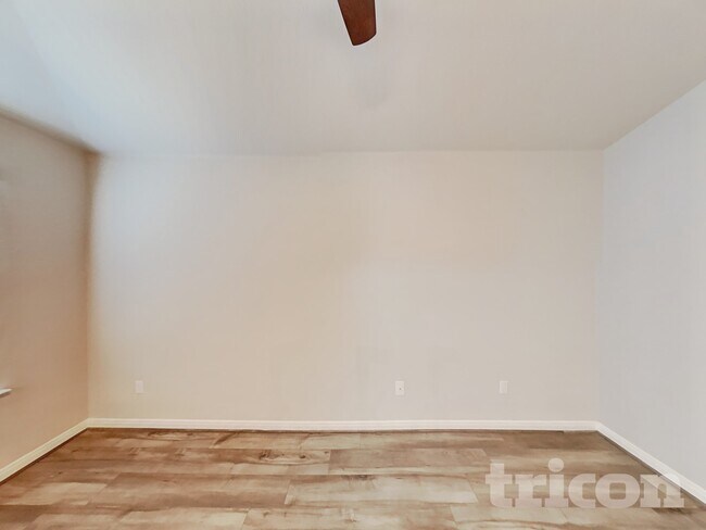 Foto del edificio - 5723 Jayden Pass