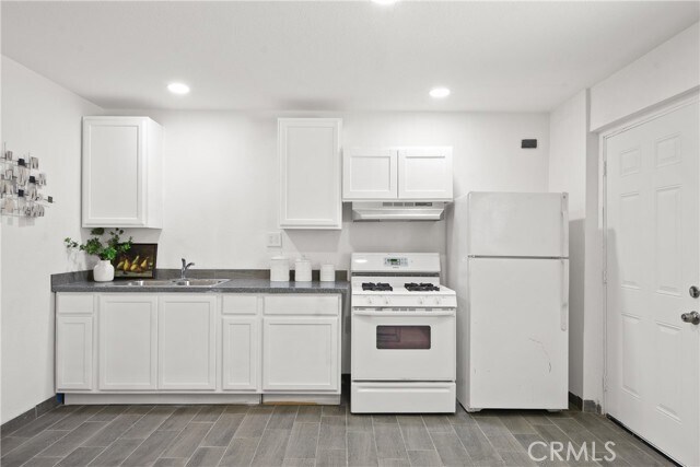 Building Photo - 3008 N Arrowhead Ave