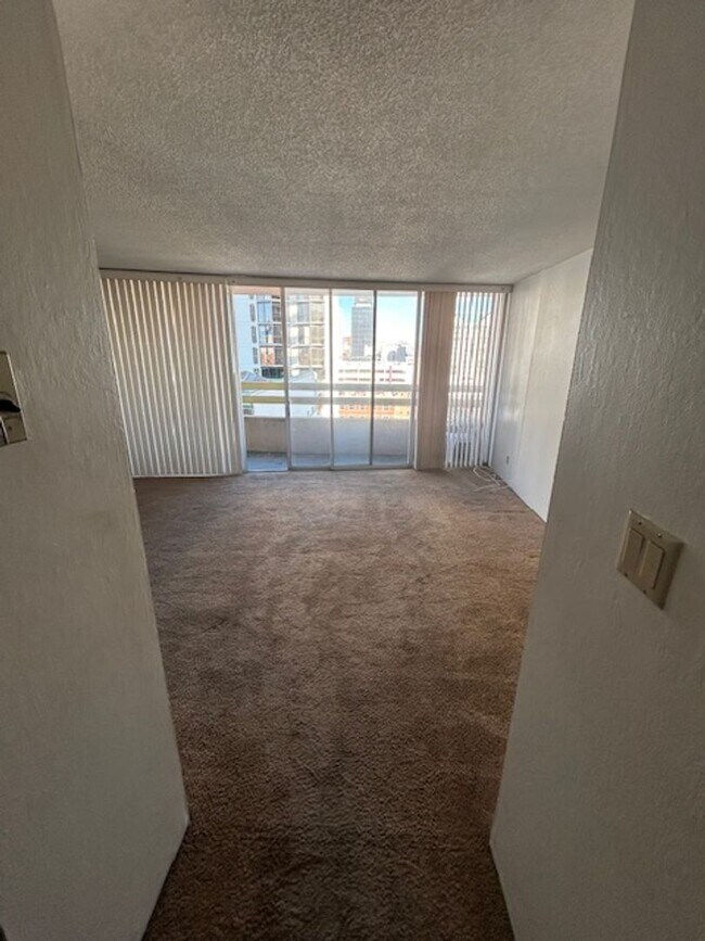 Foto del edificio - 100 N Arlington Ave