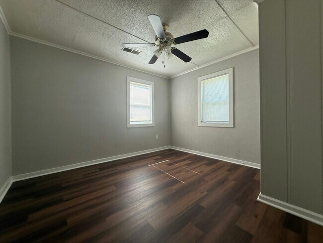 Building Photo - 3637 Winston Dr