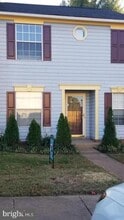 Building Photo - 528 Cromwell Ct