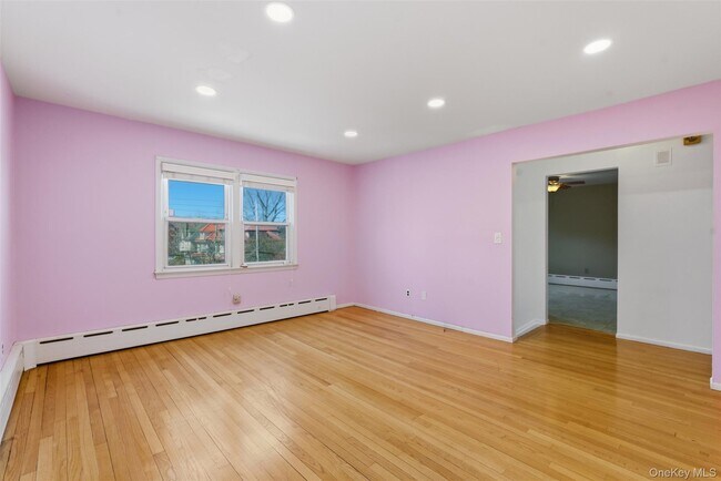 Foto del edificio - 166 Park Hill Ave