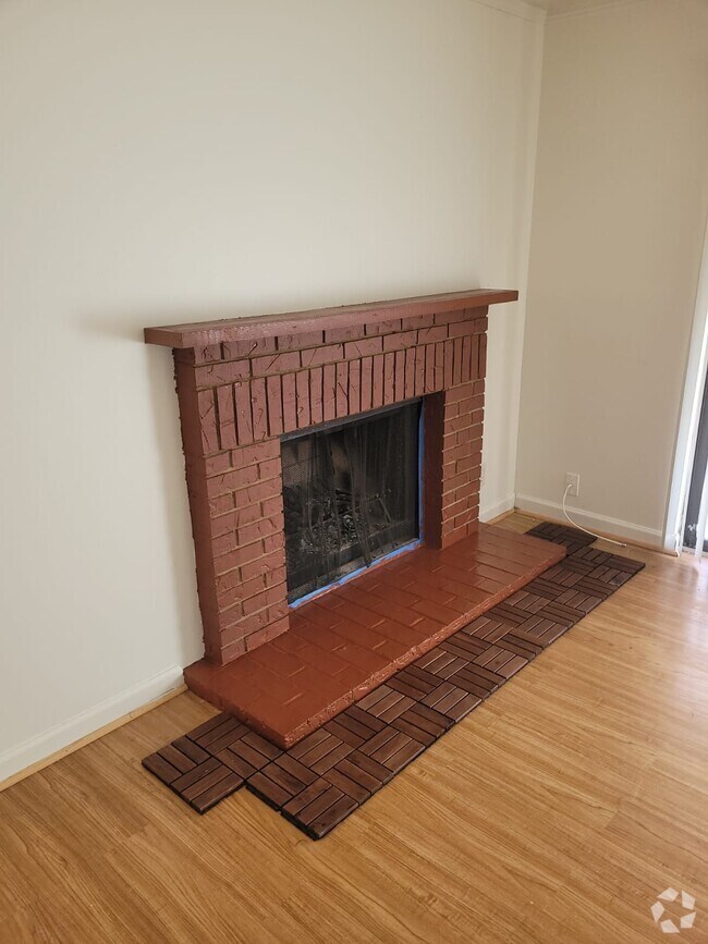 Building Photo - 1530 Springlet Ct unit 14