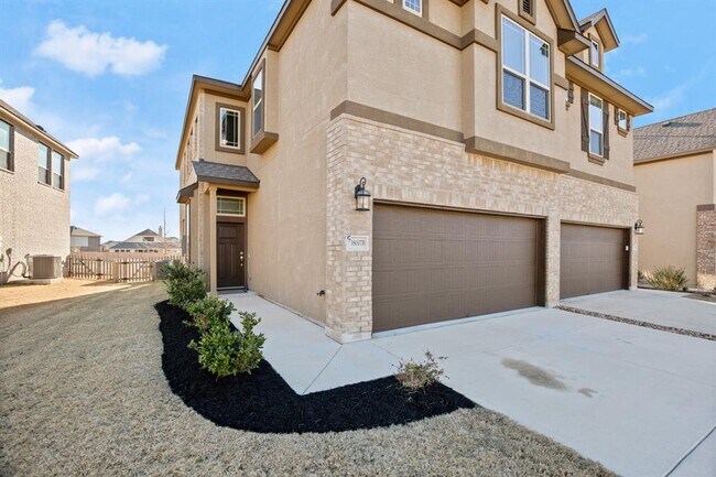 Building Photo - 18007 Pomelo Ln