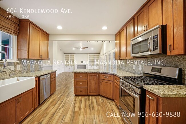 Building Photo - 604 Kendlewood Ave