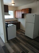 Building Photo - 56 Fernwood Ave