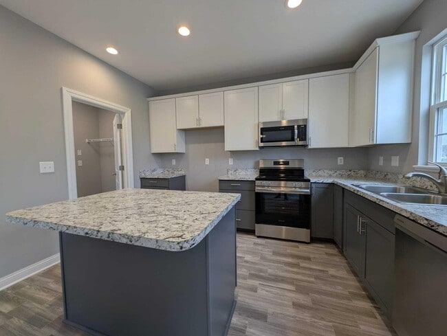 Foto del edificio - 4900 Citation Ct