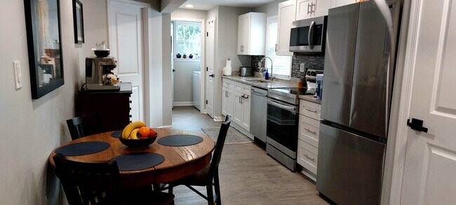 Foto del edificio - 446 N Loudoun St