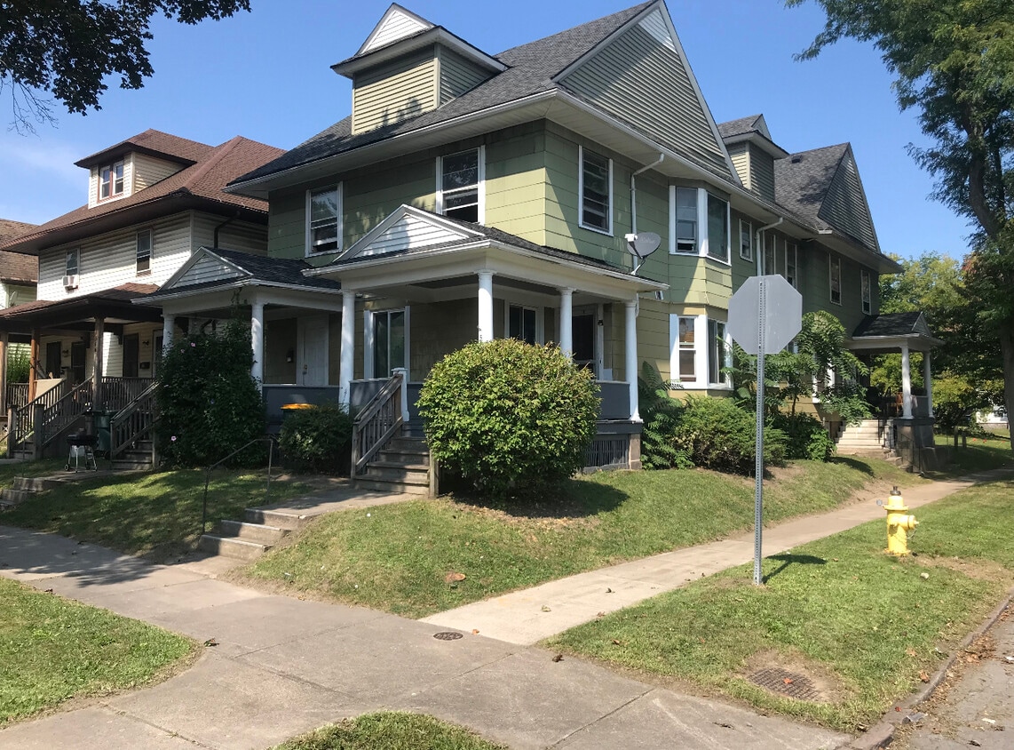 570 Hayward Ave, Rochester, NY 14609 Townhome Rentals in Rochester NY